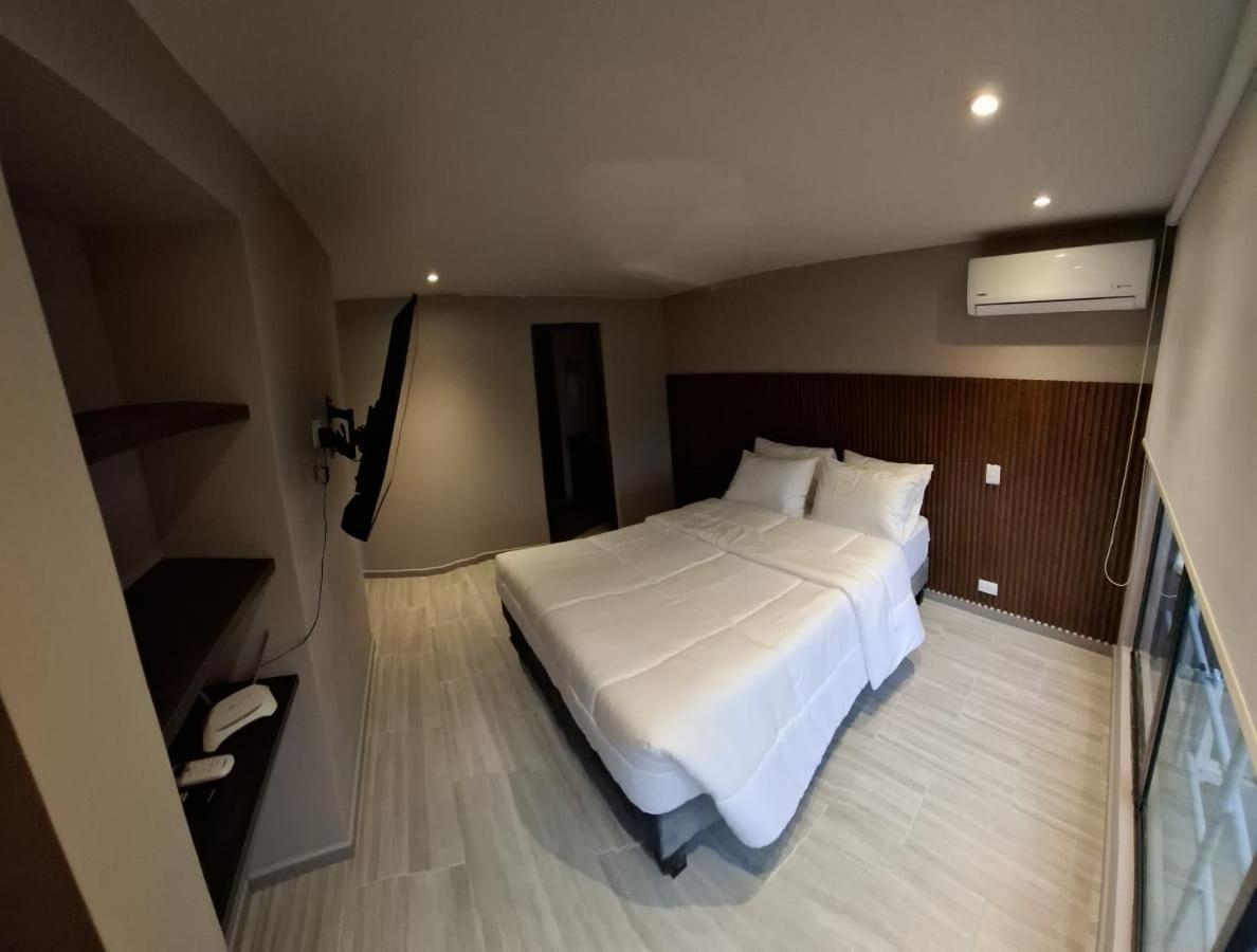 Santorini Aparta Hotel Pereira Esterno foto