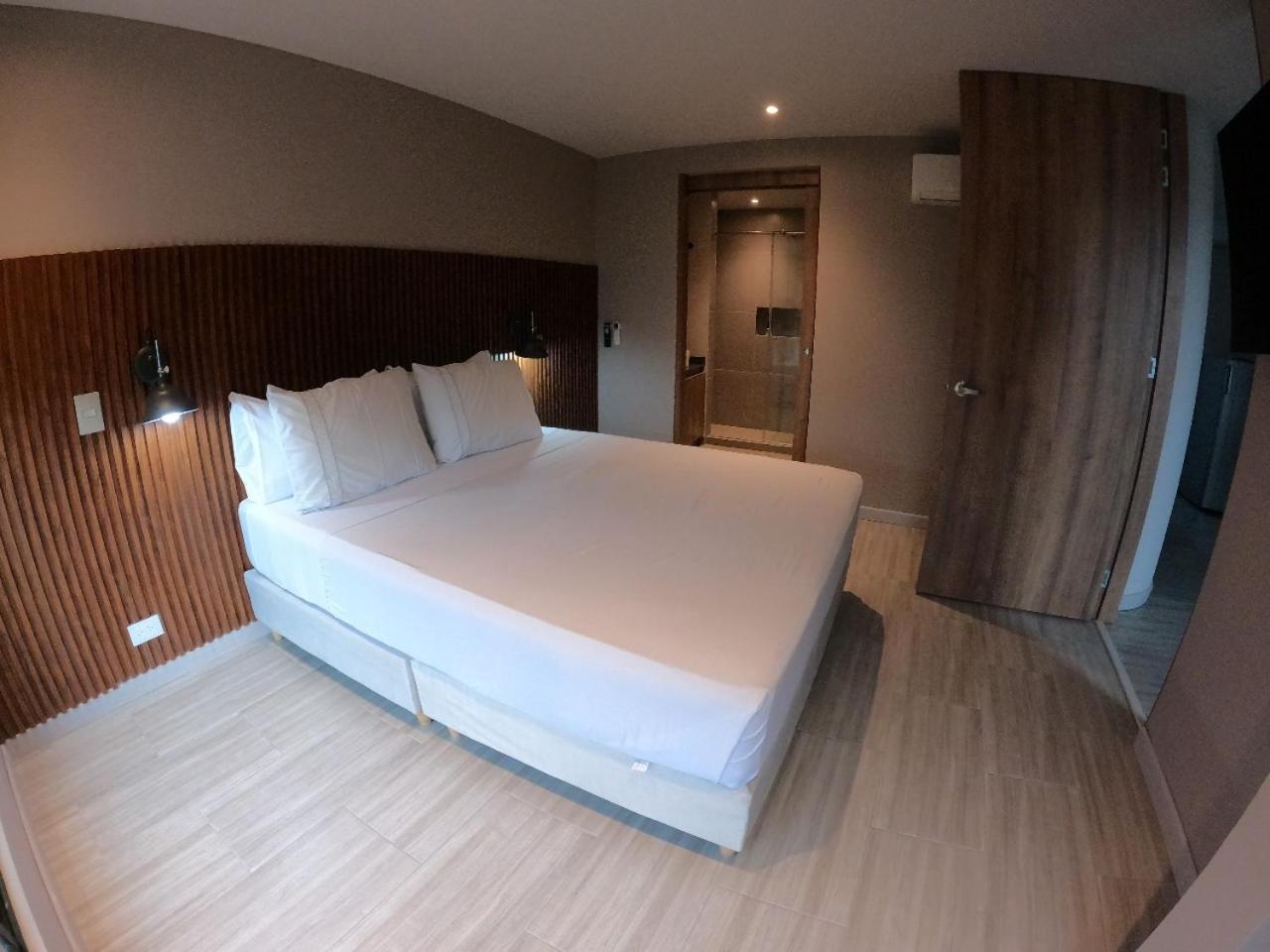 Santorini Aparta Hotel Pereira Esterno foto